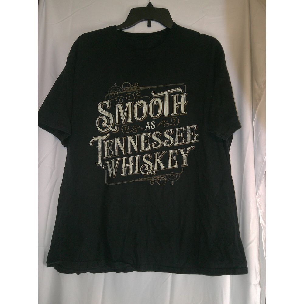 Smooth as Tennessee Whiskey Graphic T-Shirt Black Cotton‎ Unisex Casual Tee